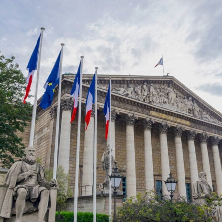 France considers new bill to legalise online casino in the country